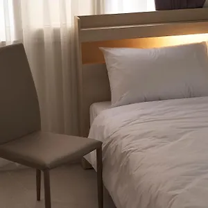 Apartment Jinsim House In Hongdea, Seoul